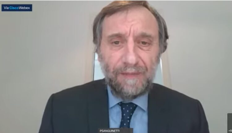 Banco de Desenvolvimento da América Latina aponta riscos para previdência e saúde na região