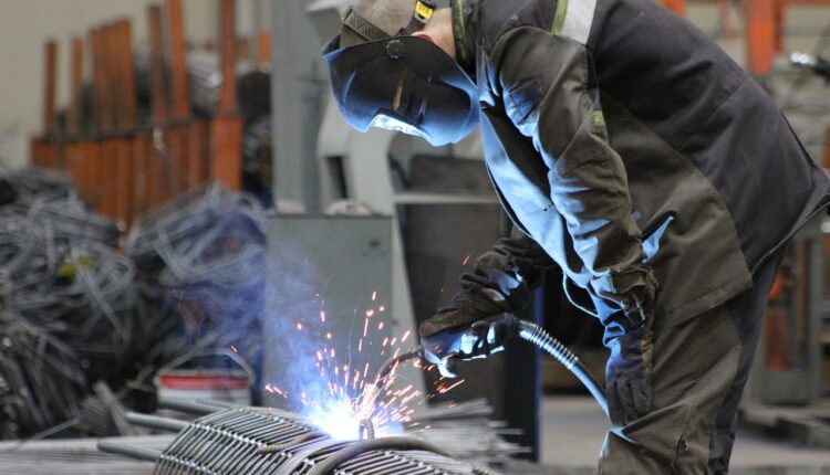 Decisão judicial mantém a validade de alterações no texto da NR-1