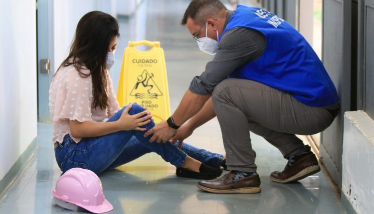 Lesões lideram afastamento de funcionários no trabalho, revela pesquisa - Revista Cipa