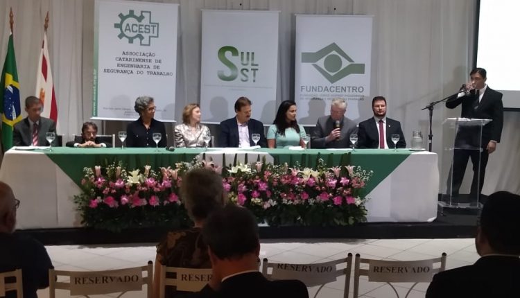 1º Congresso Sul-Brasileiro de Segurança e Saúde do Trabalho (SulSST) - Revista Cipa