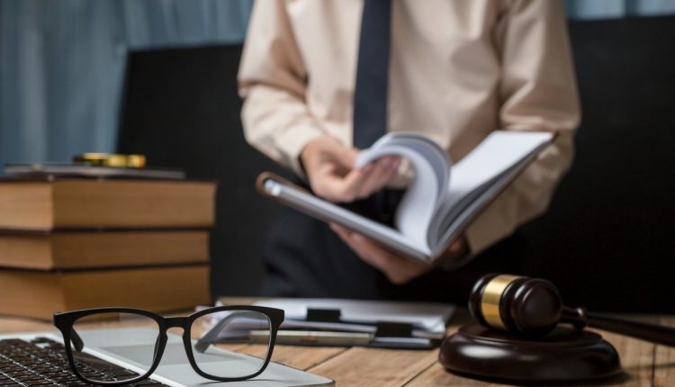 Quando o trabalho se torna perigoso, quais são os meus direitos? - Revista Cipa