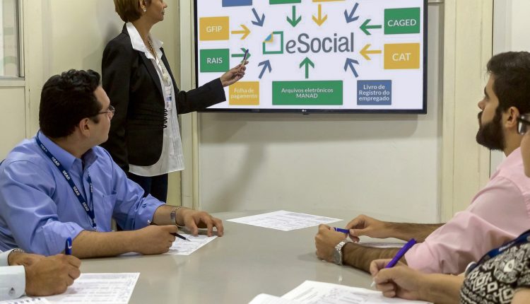 eSocial: entender as mudanças é importante para cumprir as obrigatoriedades - Revista Cipa