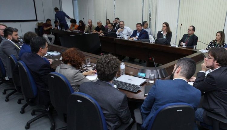 Comissão se reúne no Ministério do Trabalho para revisar NRs - Revista Cipa