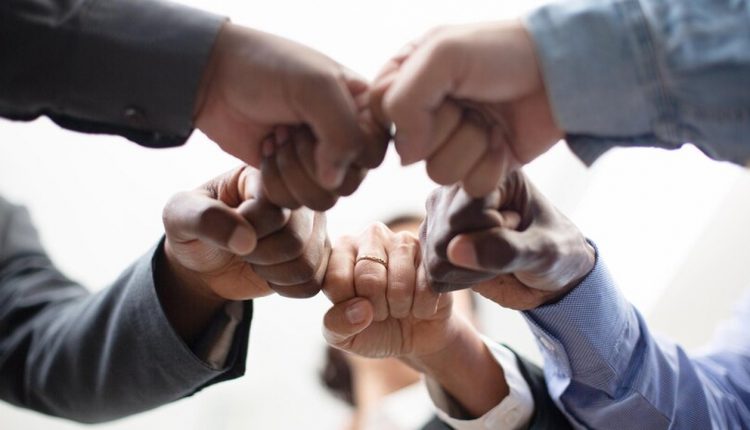 Empresas que investem no bem-estar retém colaboradores, aponta estudo - Revista Cipa