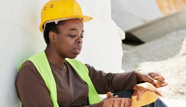 Janeiro Branco alerta para a relação da saúde mental com os acidentes de trabalho - Revista Cipa