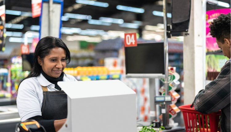 Supermercados investem em modernização como estratégia para segurança no trabalho - Revista Cipa