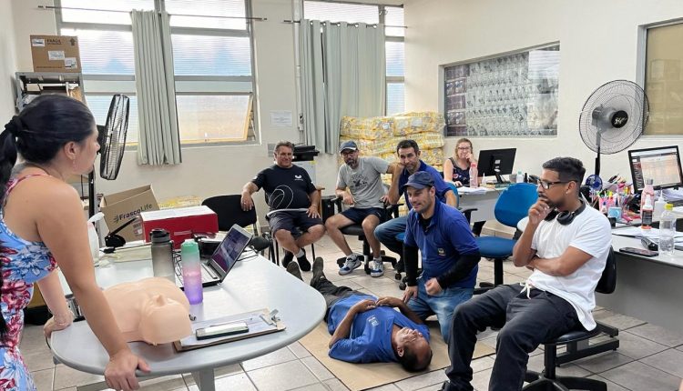 SESMT de Bragança Paulista, SP, realiza treinamento de brigada de emergência - Revista Cipa