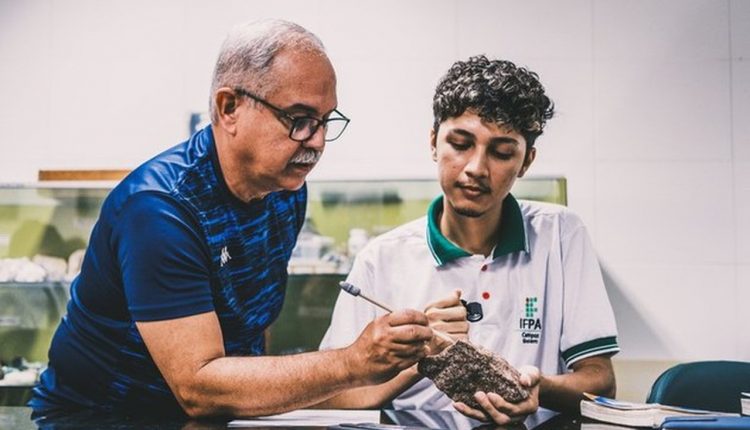 Pesquisa da Fundacentro alerta que a lição mais difícil é cuidar da saúde dos professores - Revista Cipa