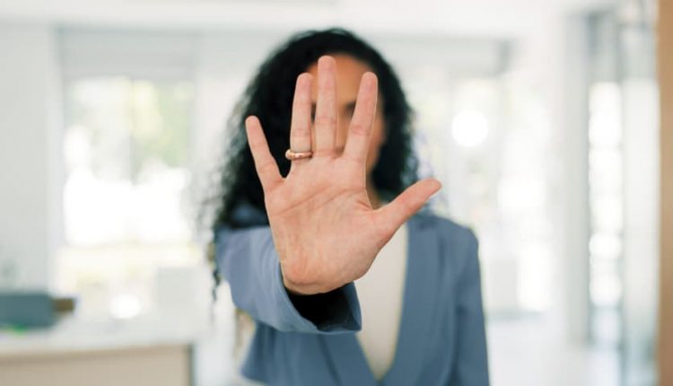 Pesquisas revelam realidade da violência e assédio contra trabalhadores - Revista Cipa